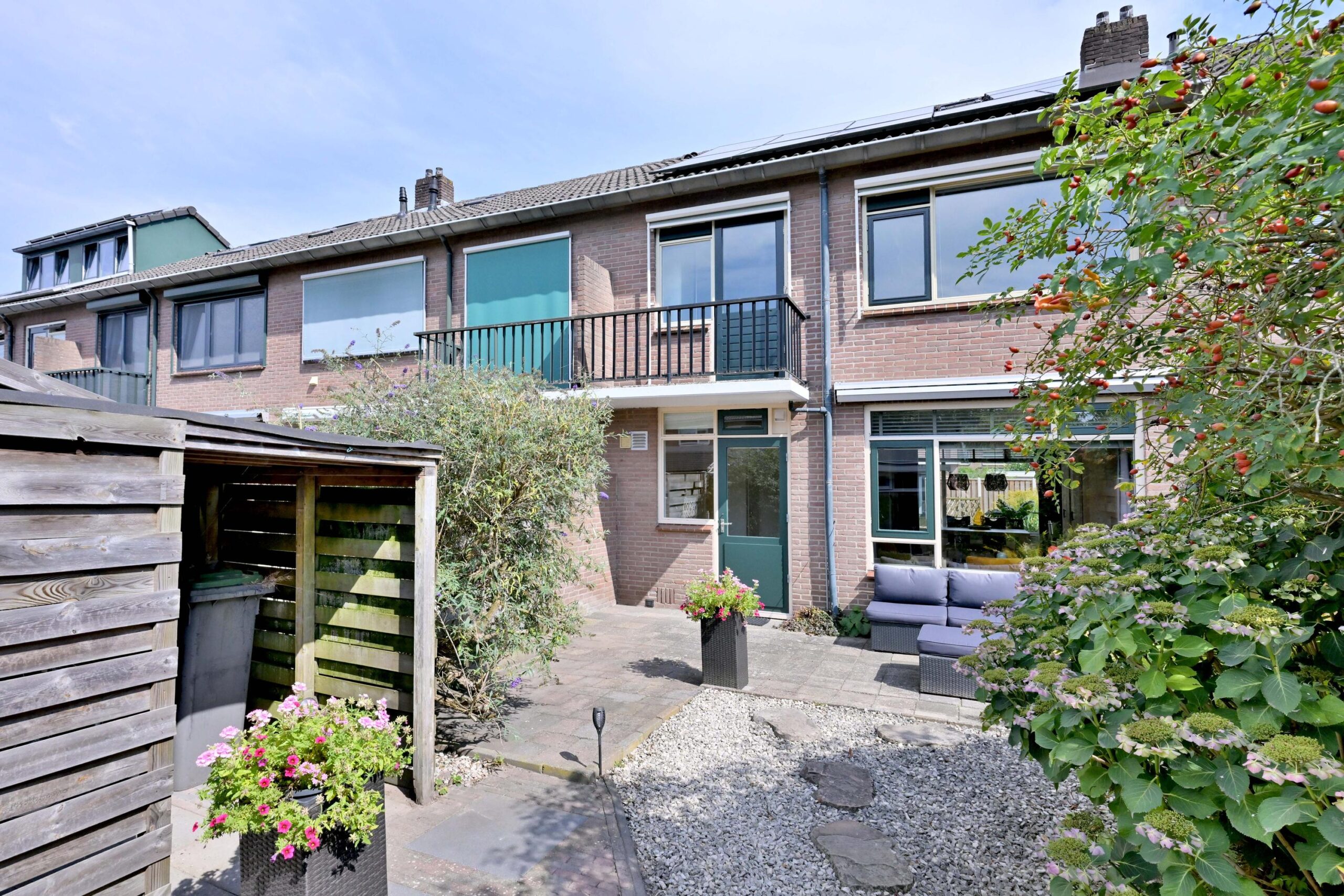 290899515.jpg